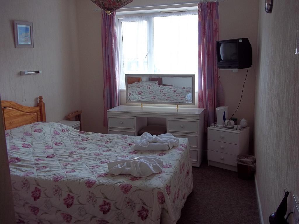 Ashley Court Hotel Torquay Ruang foto