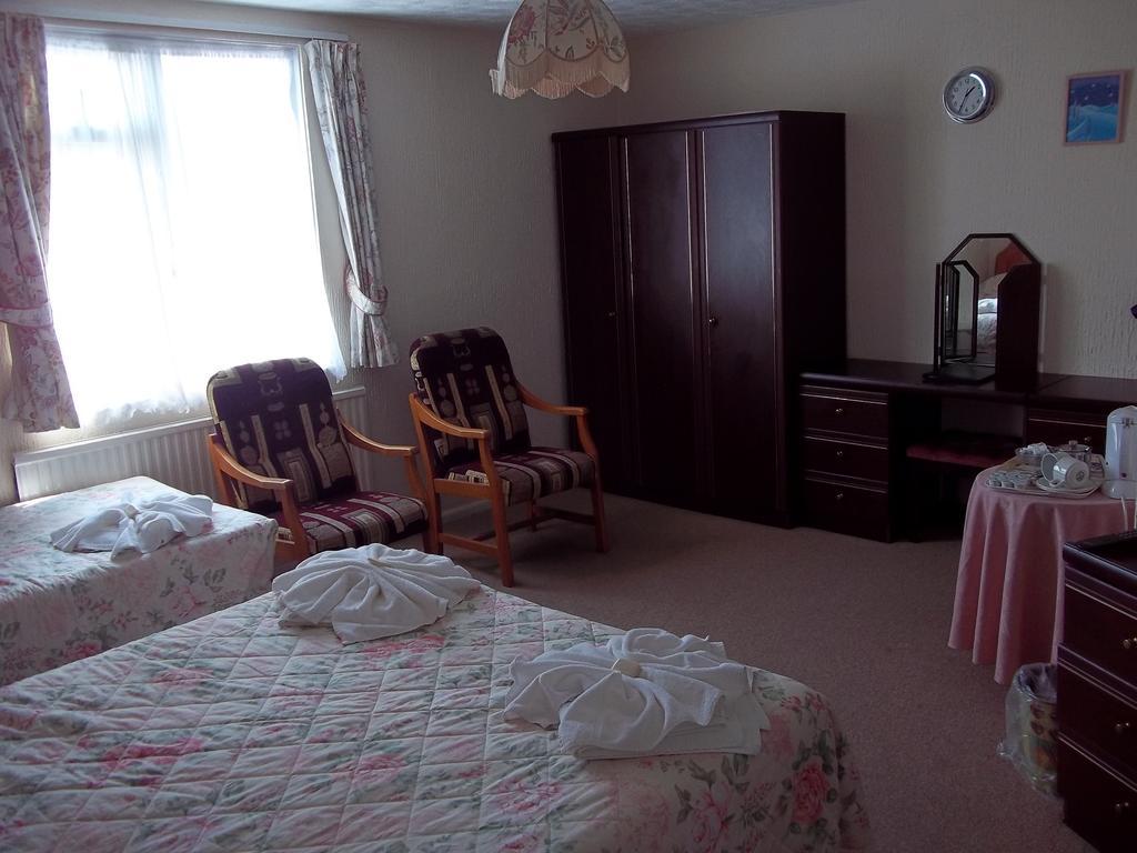 Ashley Court Hotel Torquay Ruang foto